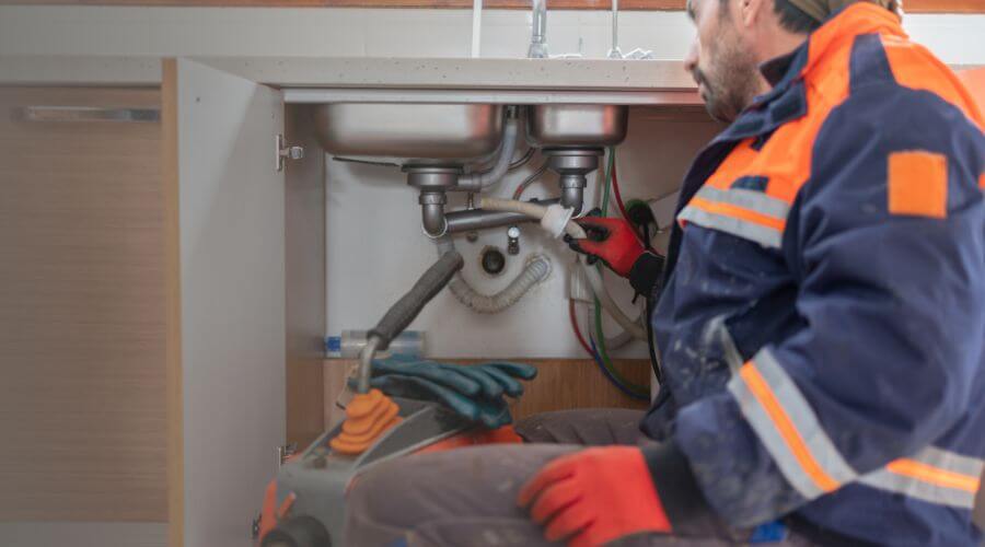 Professional slab leak plumber services in Steamboat Rock, IA